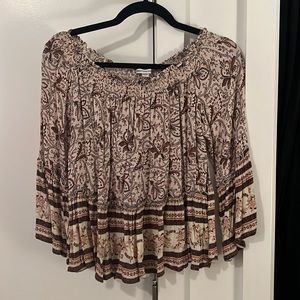 American Eagle Floral Pattern Blouse Shirt — Size: M